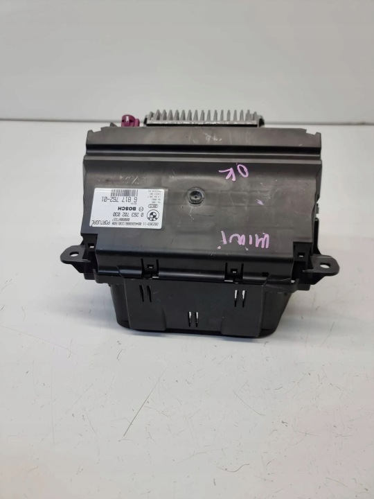MINI ONE COOPER F56 F55 2018 AVANT MONITEUR HEAD UP