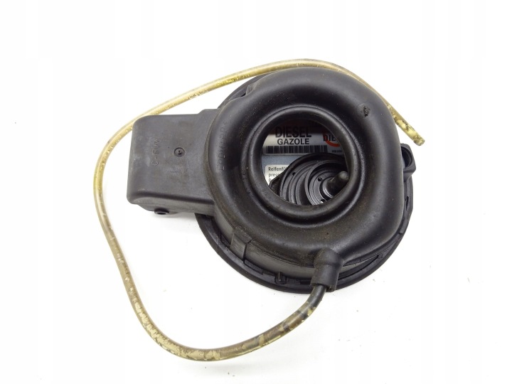 CLAPET GOULOTTE DE REMPLISSAGE CARBURANTS BOUCHON VW TIGUAN 5N LR7N 5N0809857C