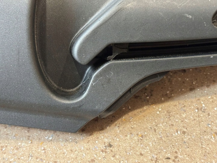 PETIT MOTEUR RIDEAUX DROITE CÔTÉ MERCEDES-BENZ E W213 A2138153000