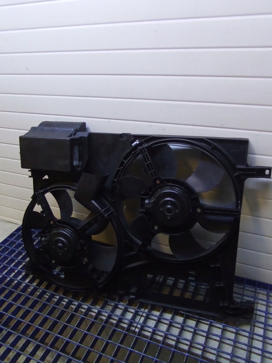 LAND ROVER FREELANDER I 2.0 B VENTILATEUR RADIATEUR 8240300