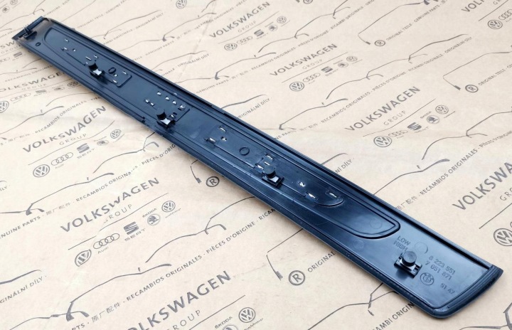 MOULURE SEUIL REVÊTEMENT GAUCHE AVANT AVANT BMW 7 51477051871 NEUF ORIGINE