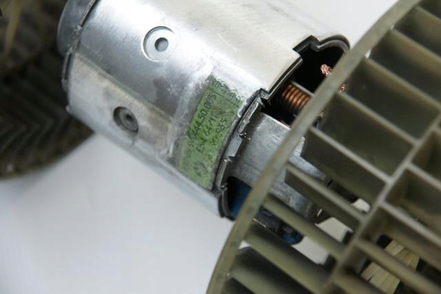 VENTILATEUR VENTILATEUR BMW 8 VIII E31 0130111032 GLACE