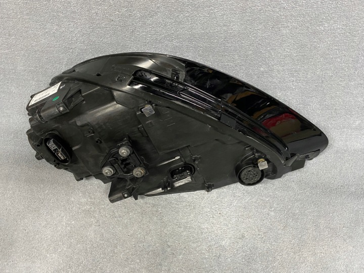 PHARE PORSCHE CAYENNE LIFT BI XÉNON SKR 7P5941752