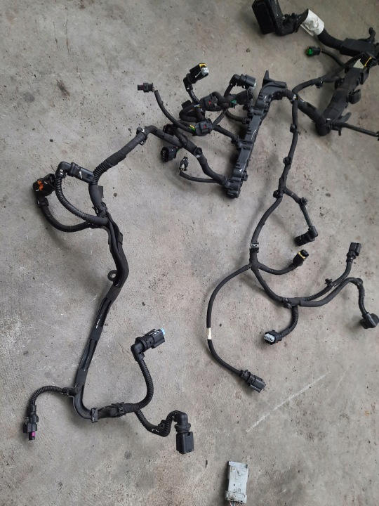 PEUGEOT 308 II T9 1.2 THP FAISCEAU DE CÂBLES INSTALLATION ÉLECTRIQUE MOTEUR 2 PIÈCES