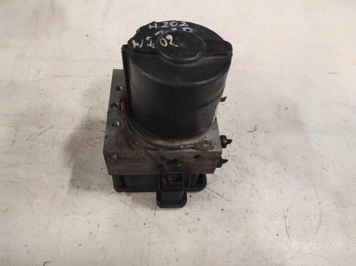 MERCEDES W202 A0024319212 A0024319212 POMPE ABS
