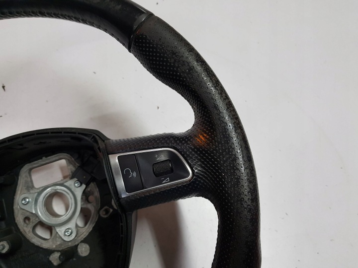 AUDI A3 8P LIFT 08-12R S-LINE VOLANT CUIR 8P0419091DT