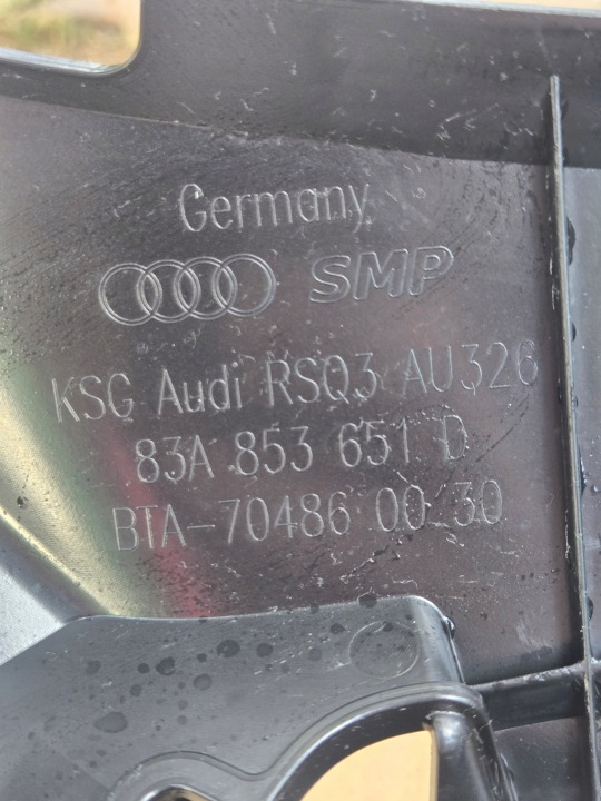 AUDI RSQ3 RS Q3 83A GRILLE CALANDRE 83A853651D NOIR NEUF ORIGINAL EMBLÈME