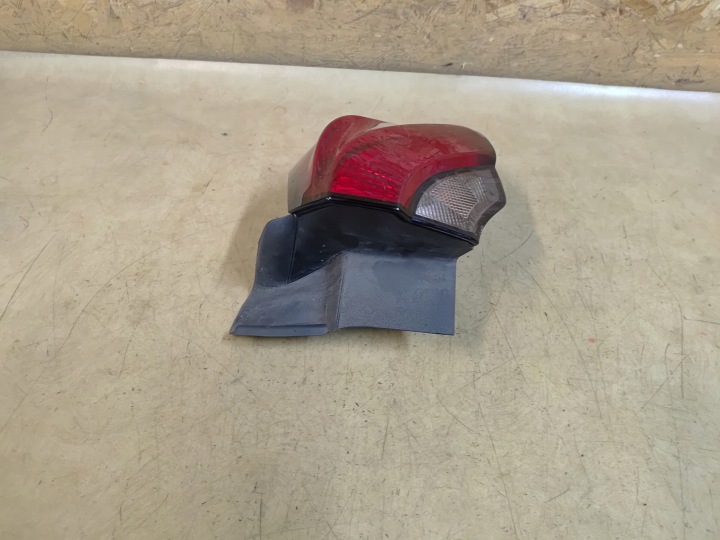 FIAT TIPO II UNIVERSEL PHARE DROIT ARRIÈRE 0520939160E