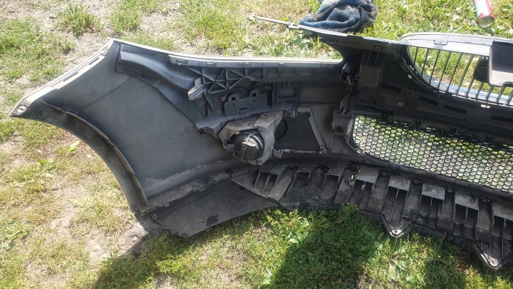 PARE-CHOCS AVANT AVANT SEAT ALTEA TOLEDO III LB9A