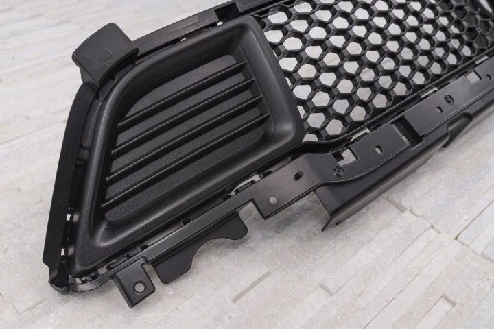 CALANDRE PARE-CHOCS AVANT AVEC BOUCHON RADAR 68288045AB JEEP CHEROKEE V KL 18-23