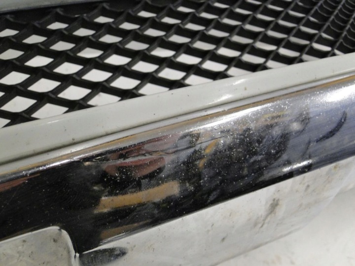 MERCEDES R CLASSE W251 LIFT PARE-CHOCS SUR LAVE-GLACE I PTS