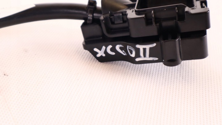 VOLVO XC60 II SERRE-CÂBLE PYROTECHNIQUE NÉGATIVE 31652054, 32265471