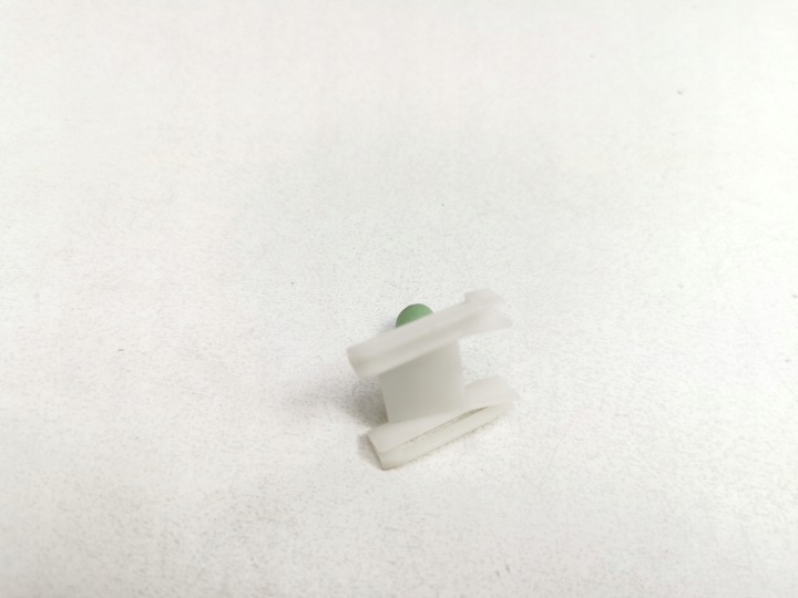 VOLKSWAGEN OE 3B0853576 CLIPS BAGUETTES SEUIL