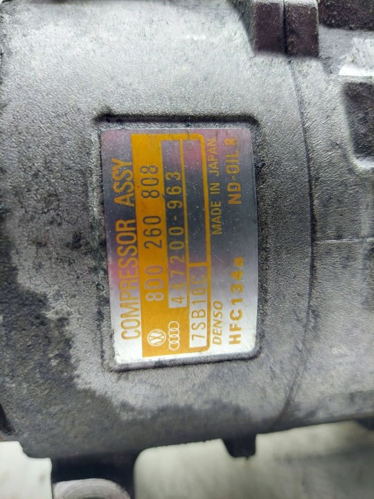 COMPRESSEUR COMPRESSEUR DE CLIMATISATION 8D0260808 AUDI A4 B5 1.9TDI