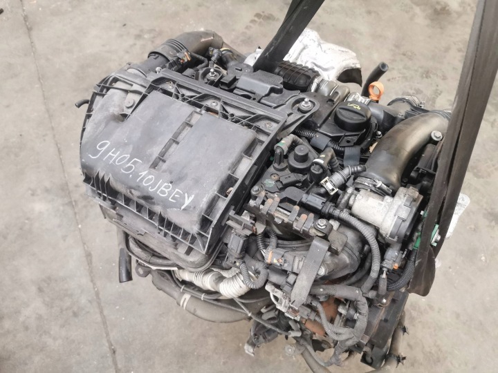 MOTEUR CITROEN C4 GRAND PICASSO II 1.6 E-HDI 10JBEY 9H05