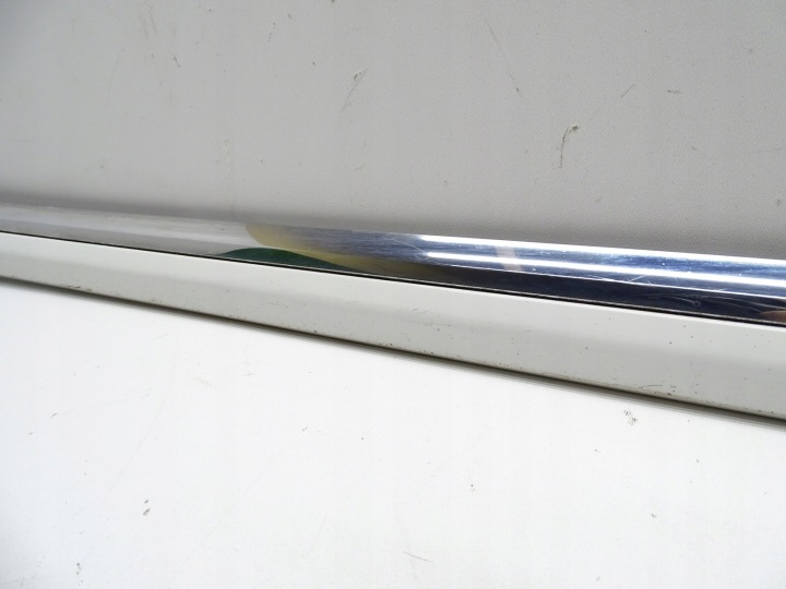 MOULURE PORTES GAUCHE GAUCHE AVANT AVANT VW PASSAT B7 LB9A BERLINE 3AA854939A