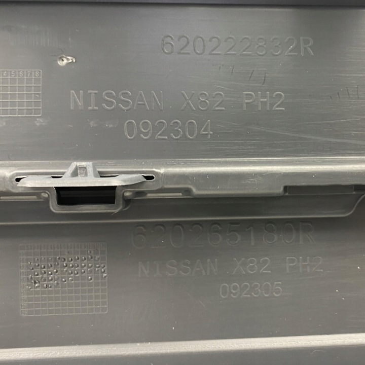 NEUF PARE-CHOCS AVANT NISSAN NV300 2021- 620220638R 620222832R 620265180R