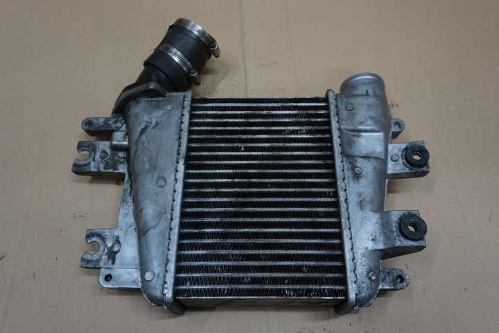 NISSAN PATROL ÉCHANGEUR AIR-AIR RADIATEUR AIR GR Y61 3,0 DI ,,ZD30″