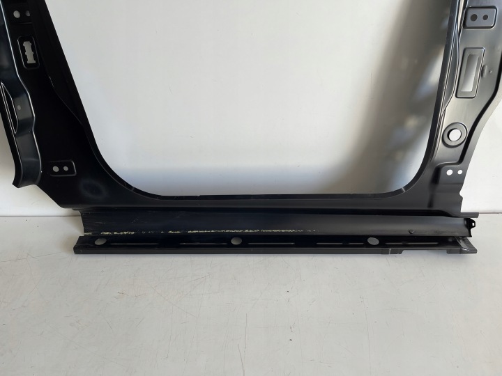 SEAT IBIZA V 5 6F0 GAUCHE SEUIL POTEAU BRODERIE GAUCHE 6F0809605C