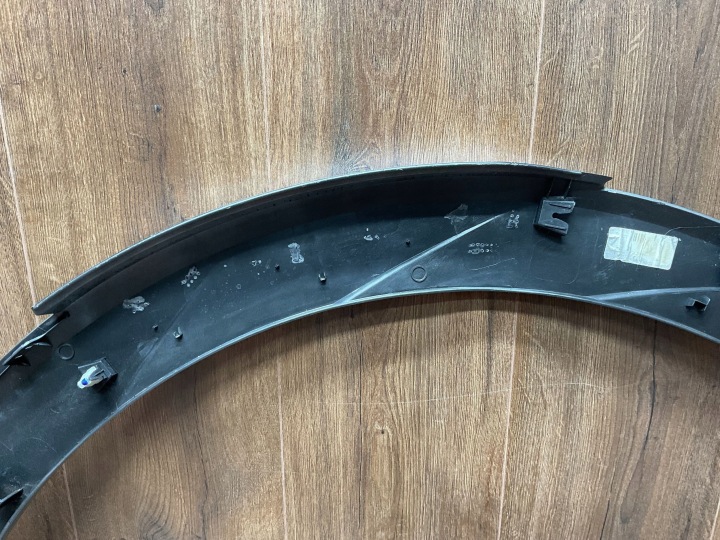 MOULURE REVÊTEMENT GARDE-BOUE DROIT AVANT HYUNDAI IONIQ V 5 21- 87712GI100