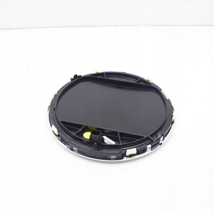 MB E W213 SUPPORT EMBLÈMES AVEC ÉTOILE SUR OSLONIE RADIATEUR A0008880000