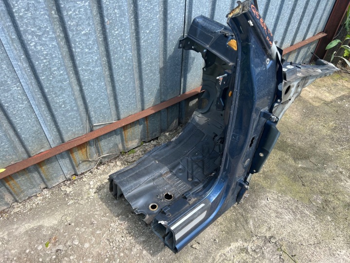 AUDI Q5 8R QUART SEUIL LONGERON POTEAU DROIT AVANT TABLIER