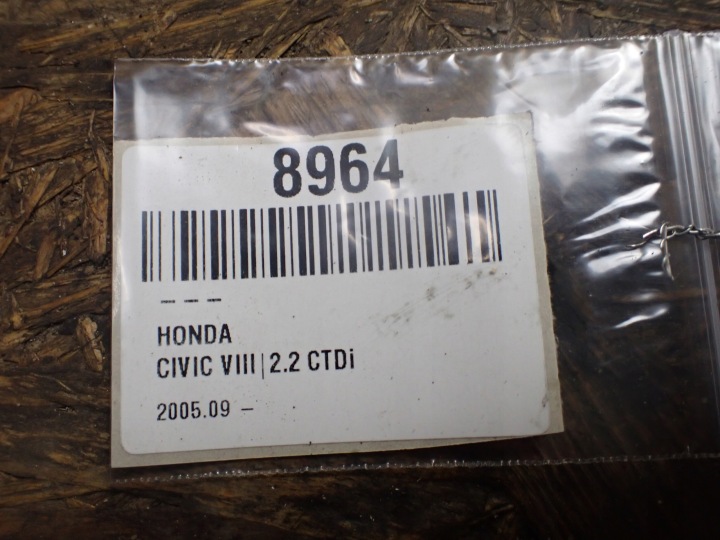 DOUBLURE DE PASSAGE DE ROUE GAUCHE HONDA CIVIC VIII 2007R 2.2 I-CTDI 74222-SMG 8964