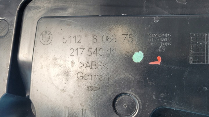 BMW 5' G31 540D XDRIVE 18R GLISSIÈRE PARE-CHOCS GAUCHE ARRIÈRE 8066751