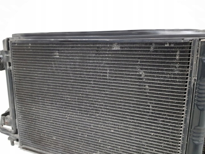 VOLKSWAGEN GOLF V 2005 RADIATEUR ENSEMBLE