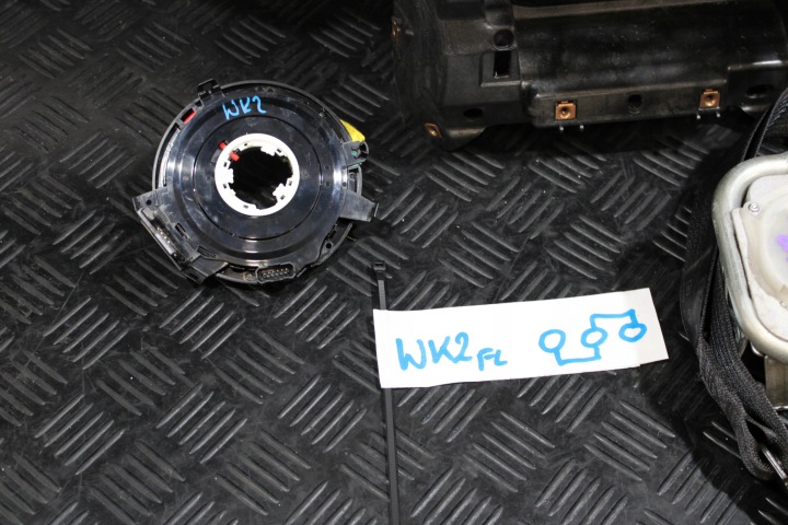 PLANCHE CONSOLE AIRBAG COUSSINS JEEP GRAND CHEROKEE WK2 LIFT