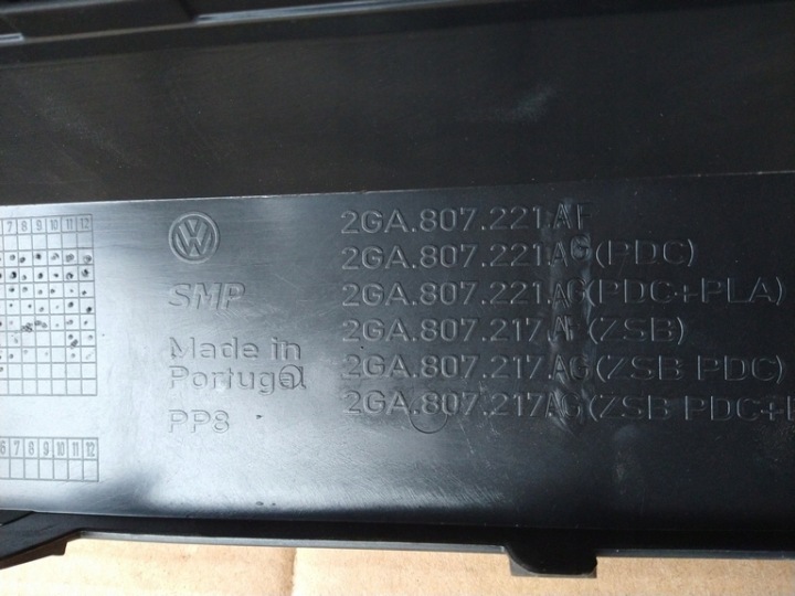 2GA807217JGRU PARE-CHOCS AVANT SUPÉRIEUR VW T-ROC 17-22 REVÊTEMENT PARE-CHOCS