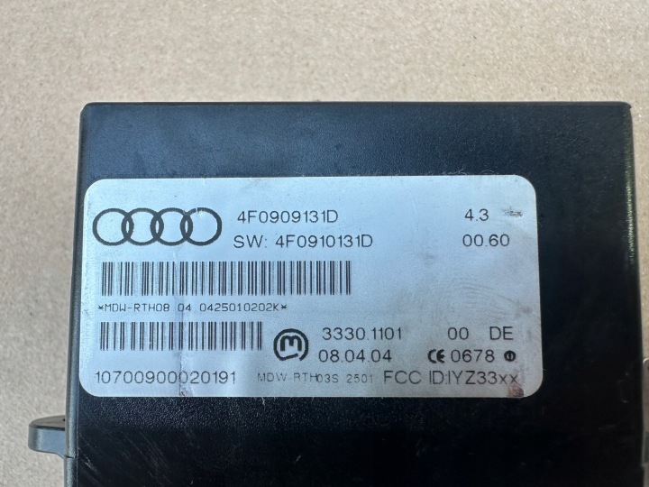 AUDI A6 C6 CONTACTEUR D'ALLUMAGE CLÉ SEMELLE PORTES 4F0909131D