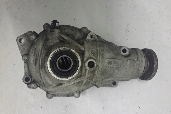 RÉDUCTEUR DE VITESSE AVANT BMW 5 (G30) 7647388 2017