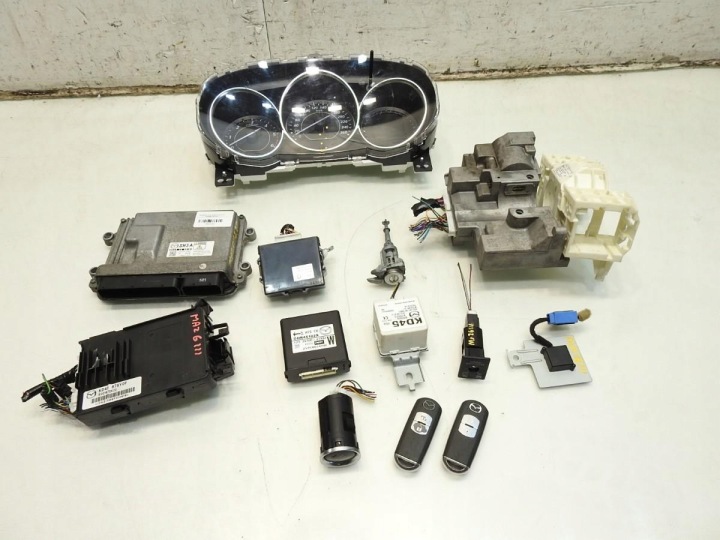 ORDINATEUR KIT IMMO MAZDA 6 III GJ 2.2 D SKYACTIV SH3A18881B