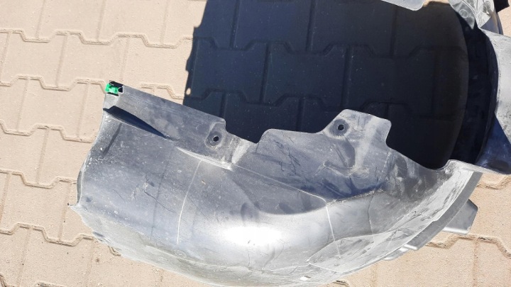 PASSAGE DE ROUE AVANT GAUCHE OE 32241406 VOLVO XC40 18-