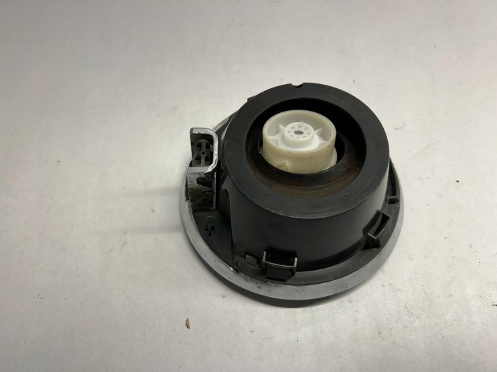 DODGE CHALLENGER BOUCHON GOULOTTE DE REMPLISSAGE CARBURANTS 68086353 2017