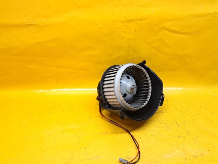VENTILATEUR CONDUIT D'AIR ASTRA H III 1,7CDTI DELPHI 881060995