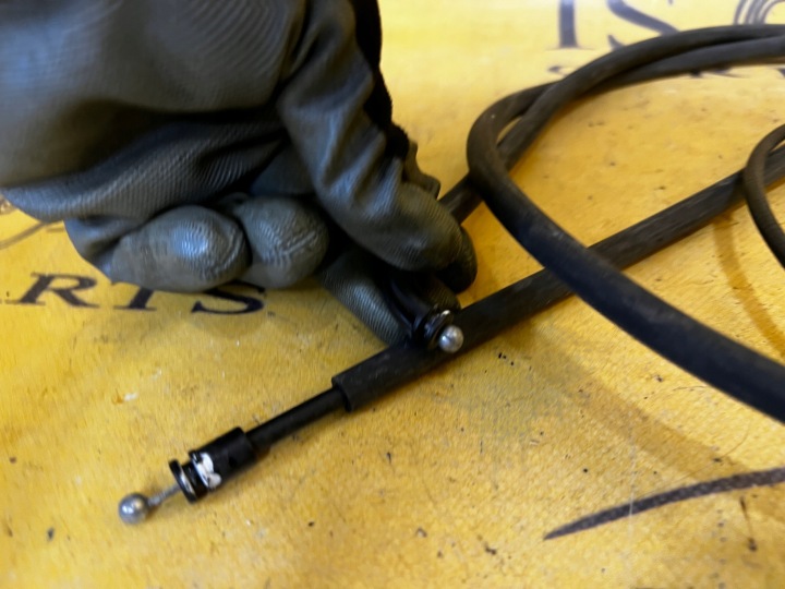 CÂBLE CÂBLE OUVERTURE CAPOTS BMW F22