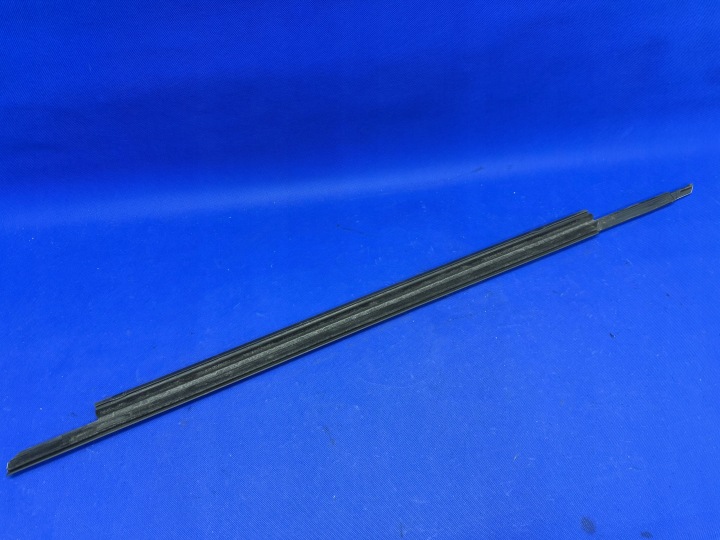 AUDI A7 C7 MOULURE RACLOIR VITRE PORTES DROIT AVANT 4G8853284B 2ZZ CHROME