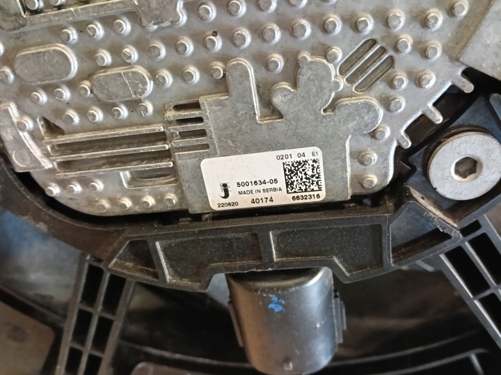 RADIATEUR VENTILATEURS RENAULT TRAFIC III 2.0DCI 2021- 214107191R 214815443R
