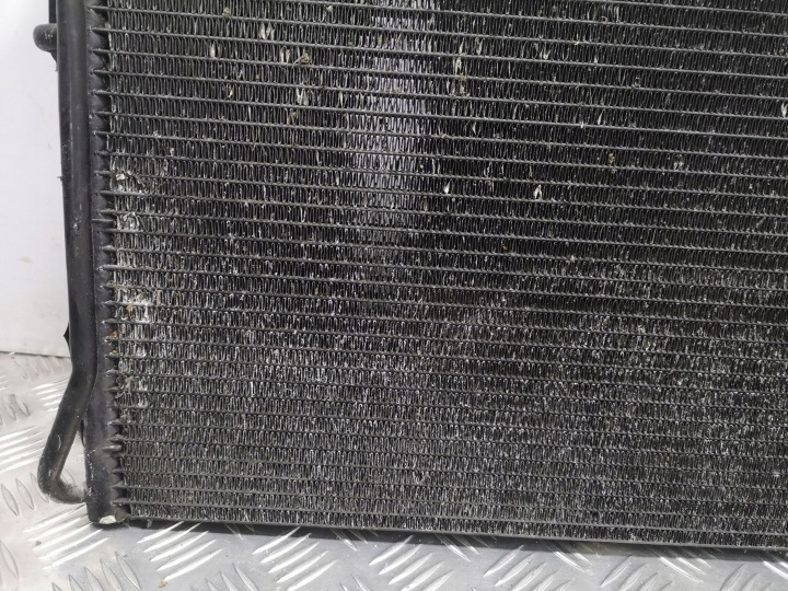 BMW 3 E90 E91 2006 RADIATEUR CLIMATISATION 6930039