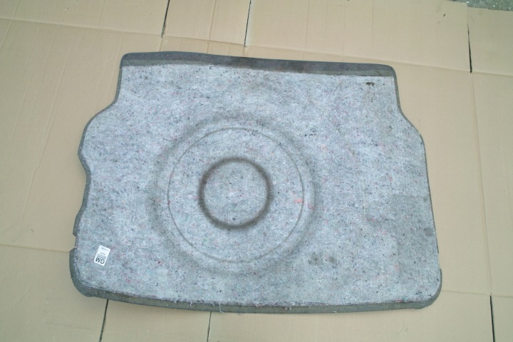 VOLVO V40 I 1996-2004 REVÊTEMENT COUVERCLES DE COFFRE