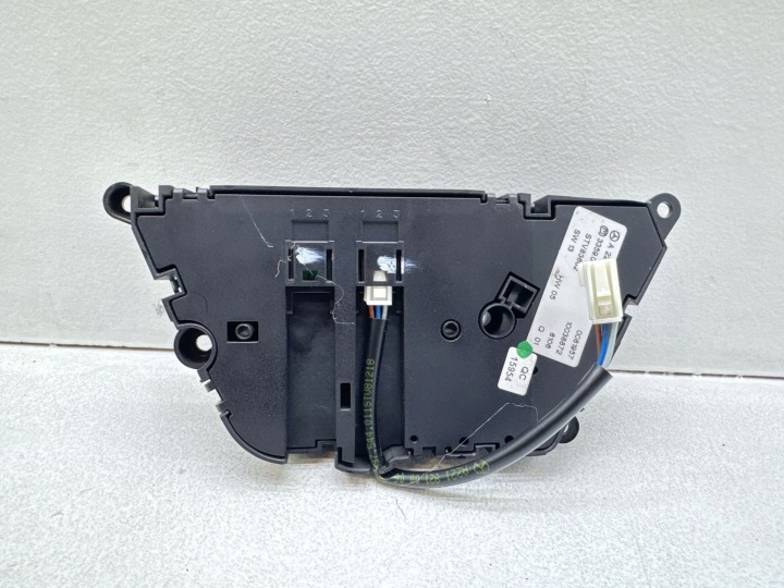 MERCEDES-BENZ AVEC W221 2006 BOUTONS COMMANDE SIÈGES