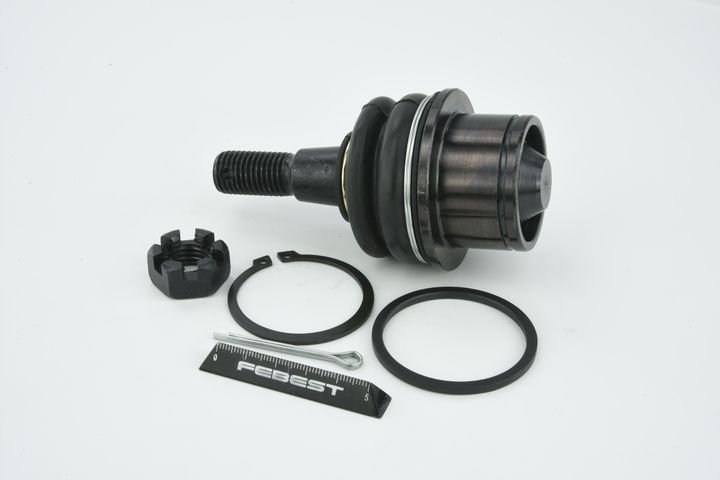 PIVOT BRAS DE SUSPENSION AVANT BAS CADILLAC ESCALADE (4WD)