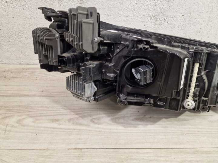 BMW IX M60 PHARE GAUCHE AVANT LASER 5A3CEA1-04
