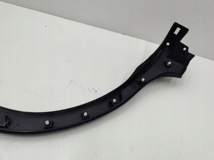 TOYOTA COROLLA CROSS MOULURE GARDE-BOUE DROIT ARRIÈRE ARRIÈRE 75605-16010