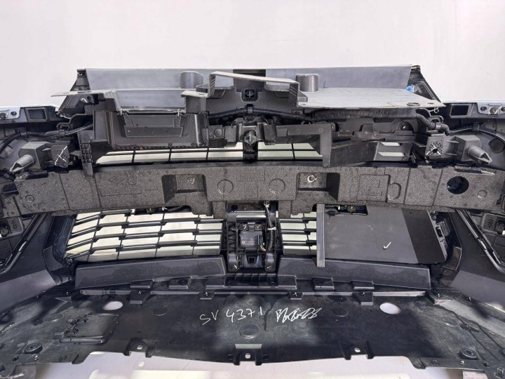 MITSUBISHI ASX PARE-CHOCS AVANT AVANT 6XPDC RADAR C050