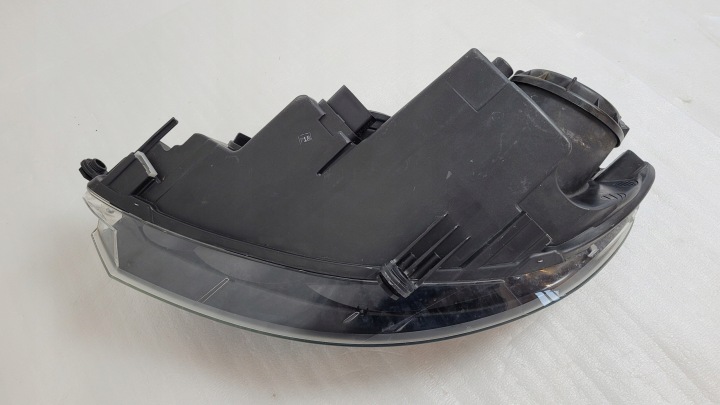 PHARE DROITE ORDINAIRE VW GOLF PLUS 5M1 2009-2012