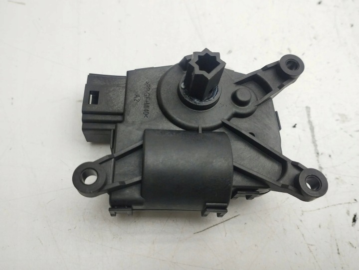 TESLA MODÈLE 3 2022 PETIT MOTEUR RÉCHAUFFEURS