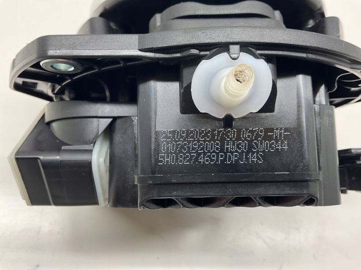 CAMÉRA MARCHE ARRIÈRE VW GOLF VIII 5H0827469P